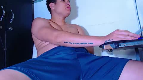 AdnierGnz online show from April 14, 7:58 am