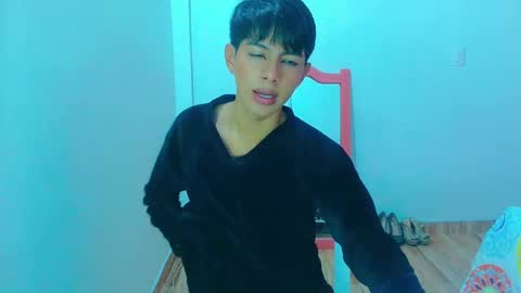phuwin online show from May 31, 5:48 am