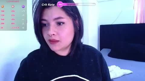 phylavell_ online show from July 1, 7:24 pm