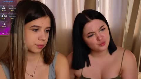 Snapshot of phyllisheart chatting on January 7, 11:26 am Lora black and Lili blonde welcome you here online show from January 7, 11:26 am