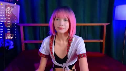 phyllissanchez online show from December 18, 7:47 am