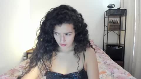 piama_burnss online show from December 10, 4:38 pm