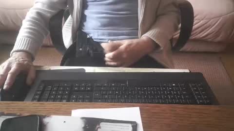 piavola online show from May 4, 11:17 am