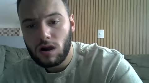 Snapshot of piazaocwbbb chatting on October 11, 4:05 pm piazaocwbbb online show from October 11, 4:05 pm