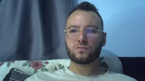 piazaocwbbb online show from April 23, 10:01 pm