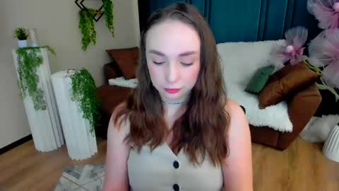 Emelie online show from May 13, 10:12 am