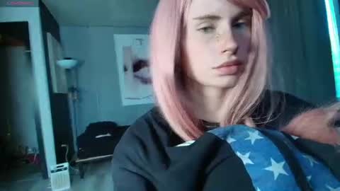 Piera online show from June 19, 3:33 am