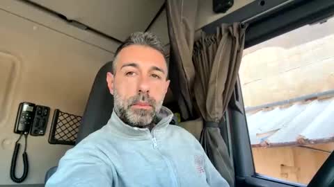 pierotu online show from April 10, 5:23 am