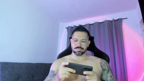 Pierre online show from June 9, 9:59 pm