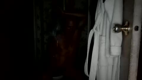 Snapshot of pigbear4trans chatting on February 5, 10:19 am pigbear4trans online show from February 5, 10:19 am