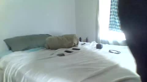 piggyboyblue online show from September 18, 7:27 pm