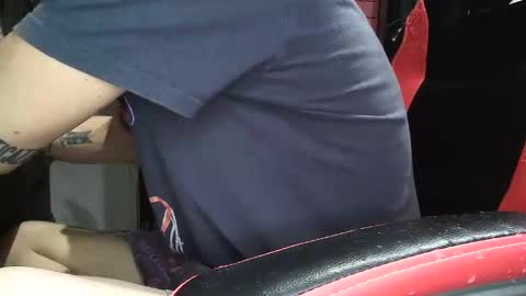 Snapshot of pils001 chatting on September 21, 8:32 pm Pils online show from September 21, 8:32 pm