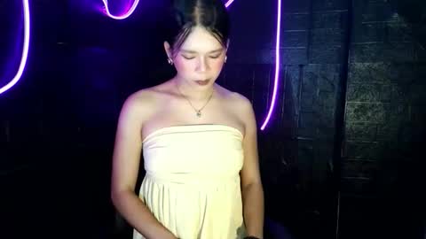 pinay_angel20 online show from April 10, 7:57 am