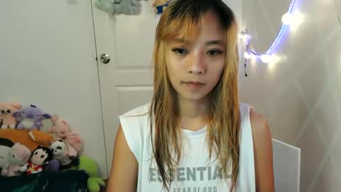 pinay beauty14 online show from January 4, 11:48 pm