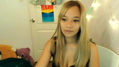 pinay beauty14 online show from February 8, 1:11 am