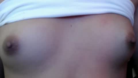 Snapshot of pinay_julia chatting on November 3, 10:27 am Julia rain online show from November 3, 10:27 am