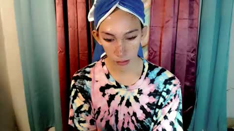 lucyLove online show from October 1, 2:17 am