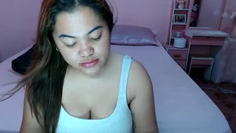 pinay_sweetheartx online show from July 8, 1:43 am