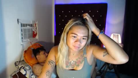 Snapshot of pinay_sweetlenatashaxx chatting on November 18, 9:08 pm call me natasha online show from November 18, 9:08 pm