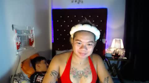 Snapshot of pinay_sweetlenatashaxx chatting on November 19, 8:42 pm call me natasha online show from November 19, 8:42 pm