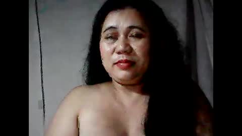 pinaymama12345 online show from January 3, 4:16 pm