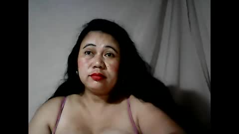 pinaymama12345 online show from January 22, 10:48 pm