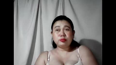 Snapshot of pinaymama12345 chatting on March 21, 10:35 pm pinaymama12345 online show from March 21, 10:35 pm