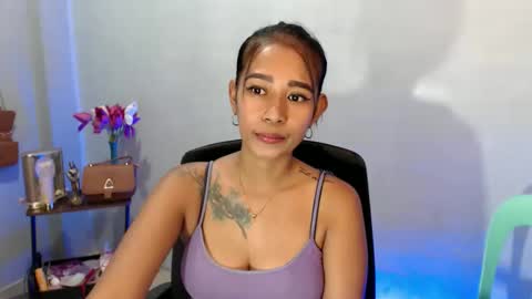 Snapshot of pinaymorena_renelda chatting on November 20, 6:24 am pinaymorena_renelda online show from November 20, 6:24 am