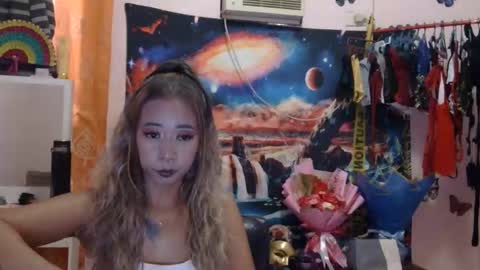 Snapshot of pinaymorena_renelda chatting on May 13, 8:55 am pinaymorena_renelda online show from May 13, 8:55 am