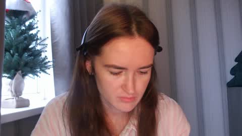       online show from December 17, 7:25 am