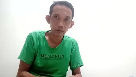pinguuc21 online show from November 2, 1:57 pm