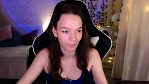 Stephanie online show from March 7, 4:48 pm