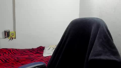 Snapshot of pink_dustt chatting on March 3, 11:43 pm weedcandy ig y twitter xpink dustt online show from March 3, 11:43 pm