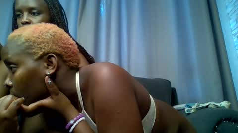 pinkyy online show from July 16, 1:06 pm