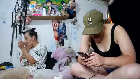 Snapshot of pink_peyton chatting on March 1, 2:23 pm Pink peyton online show from March 1, 2:23 pm