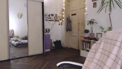 Sony online show from April 4, 8:06 pm