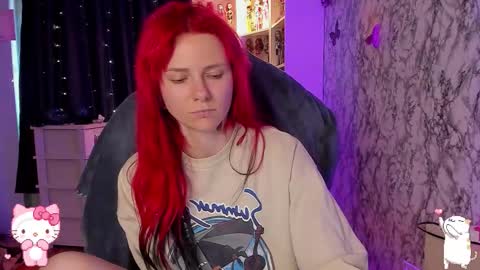 Snapshot of pink_ss chatting on September 18, 2:19 pm Saly online show from September 18, 2:19 pm