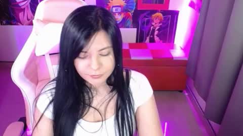 Snapshot of pink_yuii chatting on January 11, 1:32 am pink_yuii online show from January 11, 1:32 am