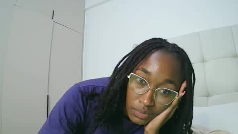 PinkyAura online show from February 15, 10:50 pm