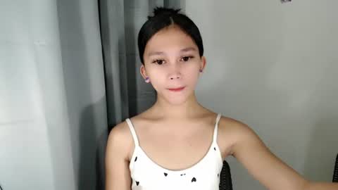 Snapshot of pinkdollbaby_ chatting on June 30, 4:35 am pinkdollbaby_ online show from June 30, 4:35 am