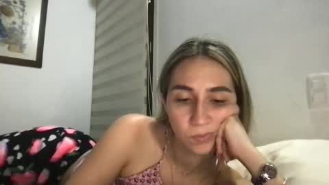 Snapshot of pinkilola chatting on March 23, 12:03 am Pinkilola online show from March 23, 12:03 am