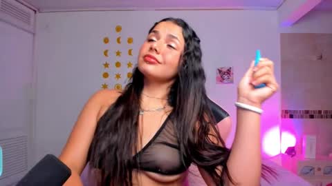 Sarah .. online show from November 16, 12:38 am