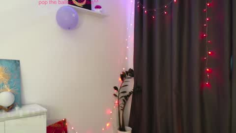 Snapshot of pinkperlita chatting on January 15, 9:35 am Perlita online show from January 15, 9:35 am