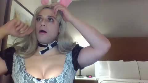 Snapshot of pinkpillbambi chatting on January 12, 11:47 pm pinkpillbambi online show from January 12, 11:47 pm