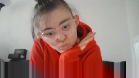 Snapshot of pinkwife97 chatting on October 2, 3:30 pm pinkwife97 online show from October 2, 3:30 pm