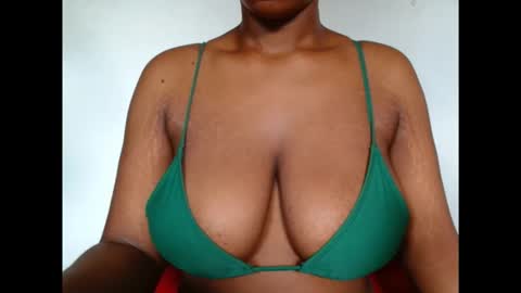 pinkxsugar online show from March 9, 8:40 am