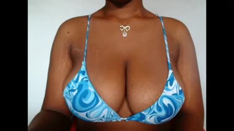 pinkxsugar online show from April 29, 10:08 am