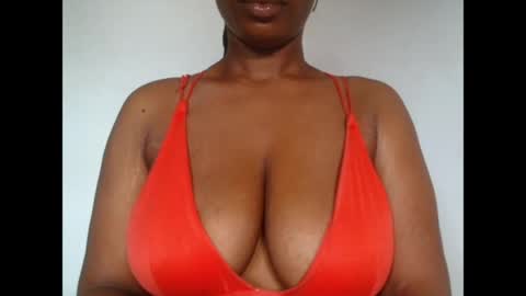 pinkxsugar online show from June 9, 10:49 am
