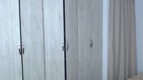 pinky_f00x online show from September 26, 12:36 am