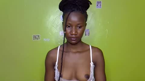 Pinky online show from January 18, 2:43 pm